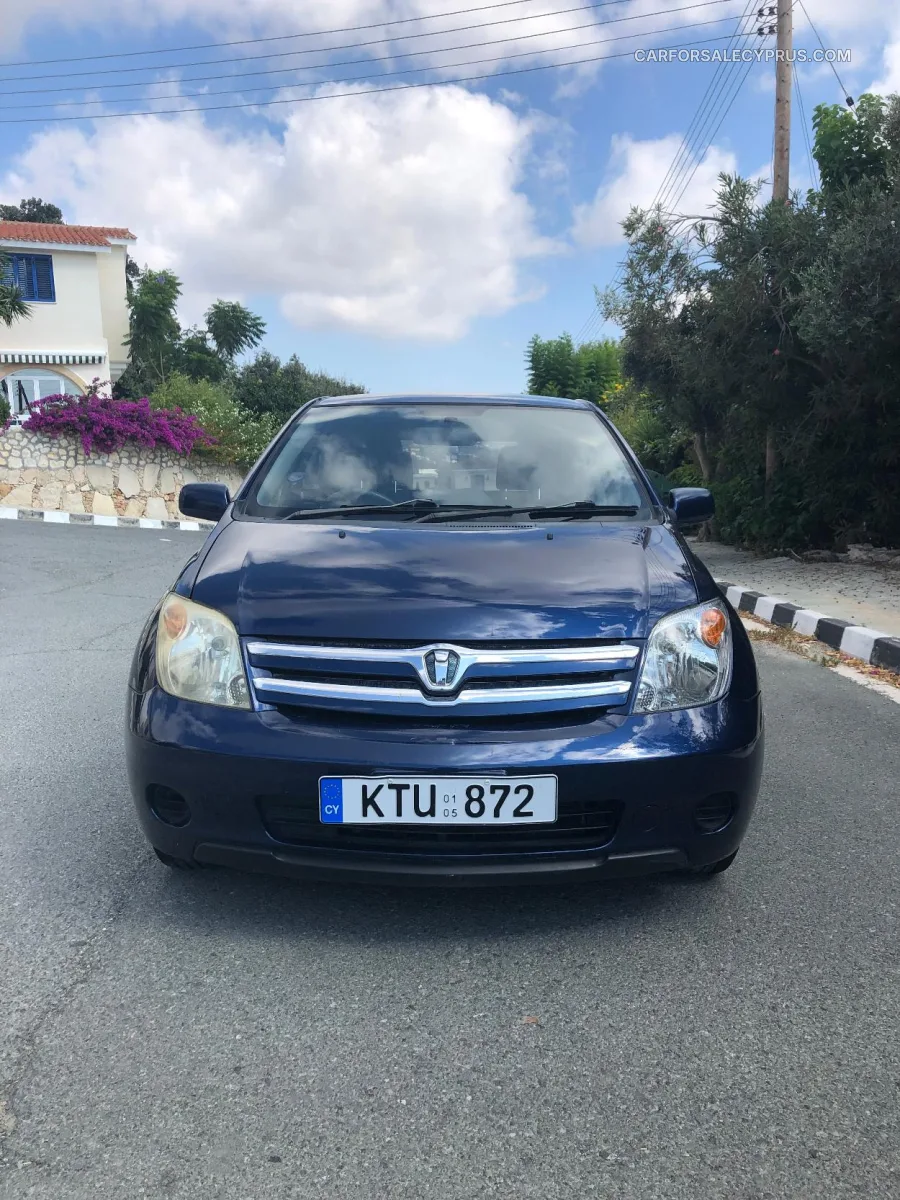 Toyota Ist 2005