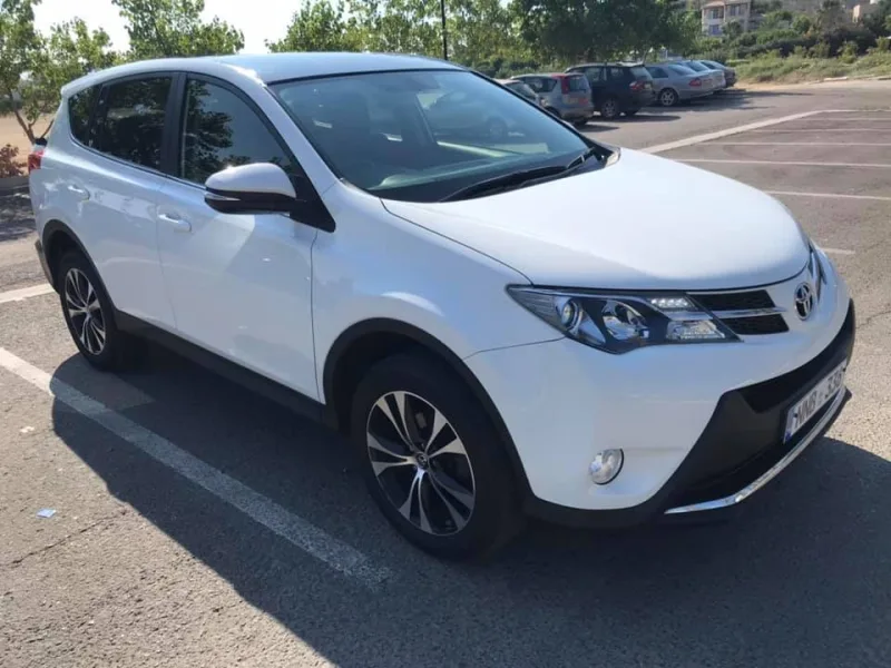 Toyota RAV4 2015