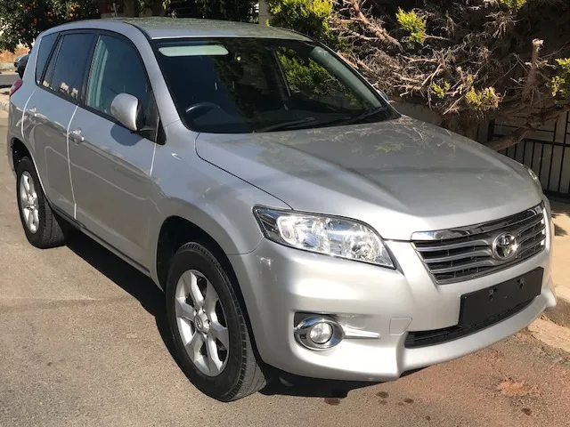 Toyota RAV4 2011