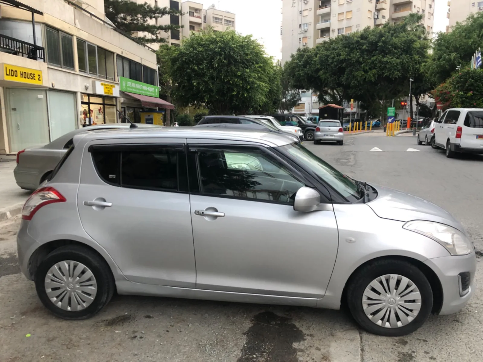 Suzuki Swift 2015