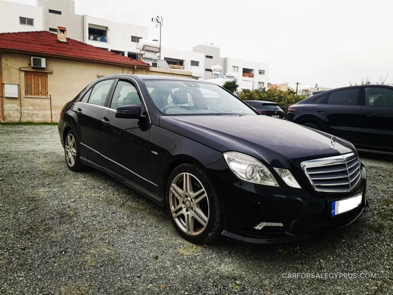 Mercedes-Benz E-Class 2011