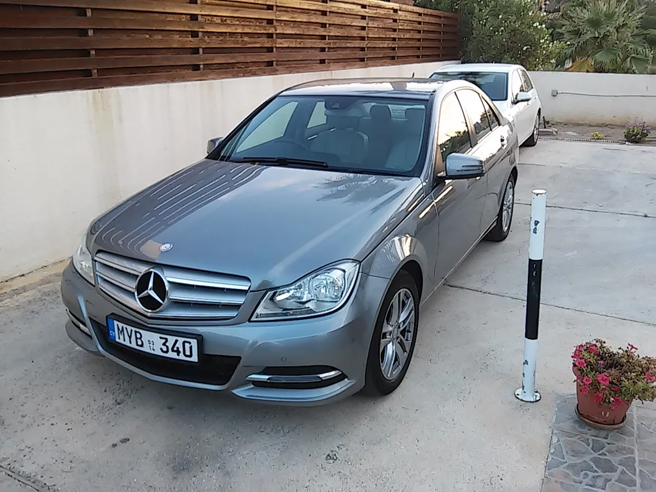 Mercedes-Benz C-Class C220 2014