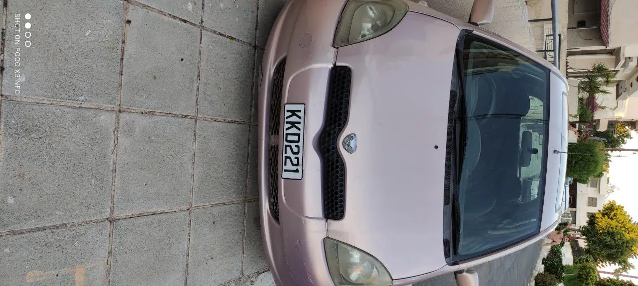 Toyota Yaris 1999
