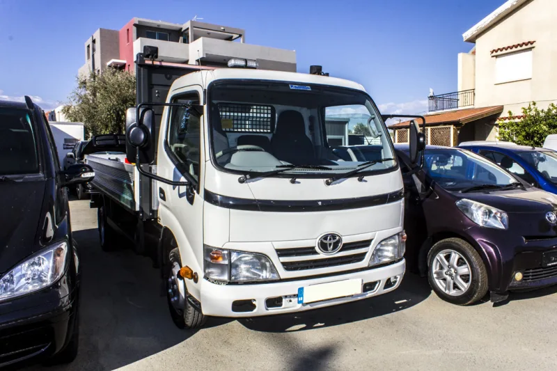 Toyota Dyna 2012