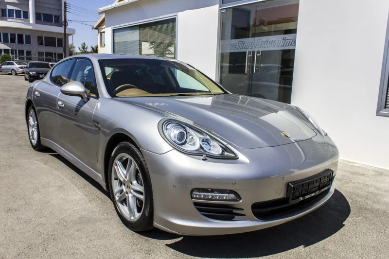 Porsche Panamera 2011